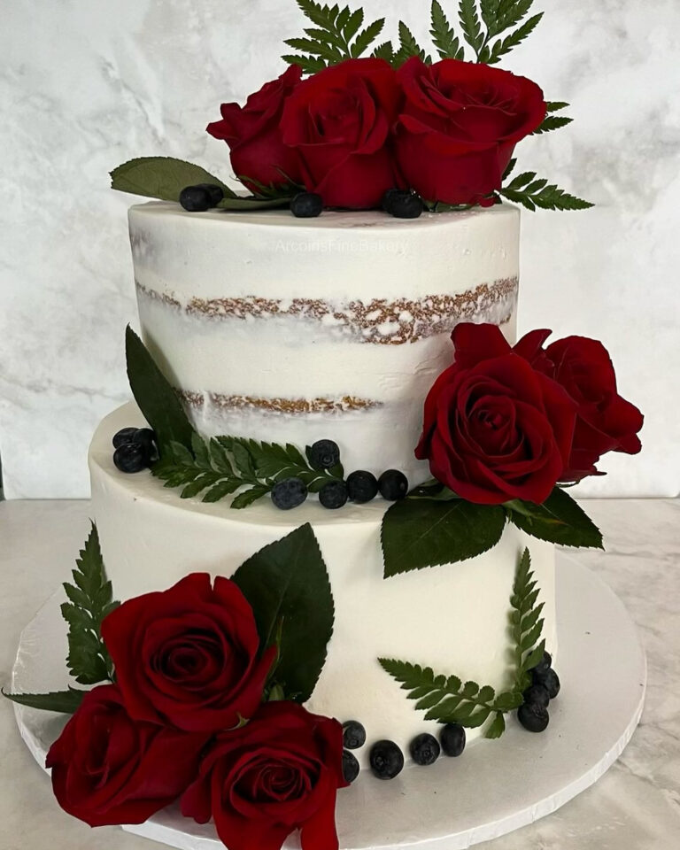 Holidays & Special Occasions cake by Arcoiris
