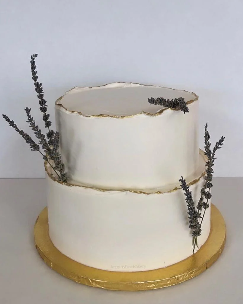 Weddings & Quinceañeras cake by Arcoiris