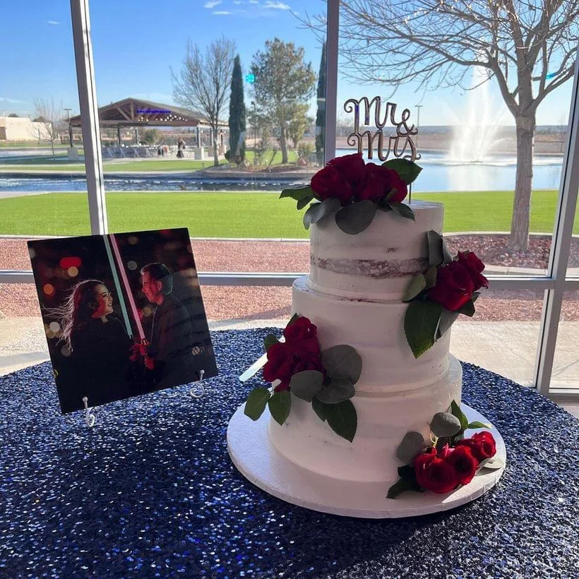 Weddings & Quinceañeras cake by Arcoiris