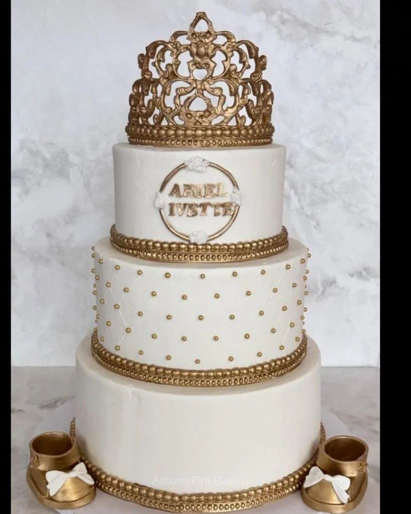 Weddings & Quinceañeras cake by Arcoiris