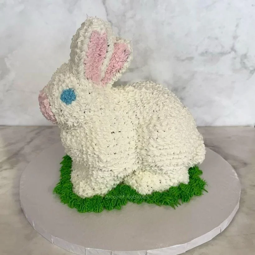 Holidays & Special Occasions cake by Arcoiris