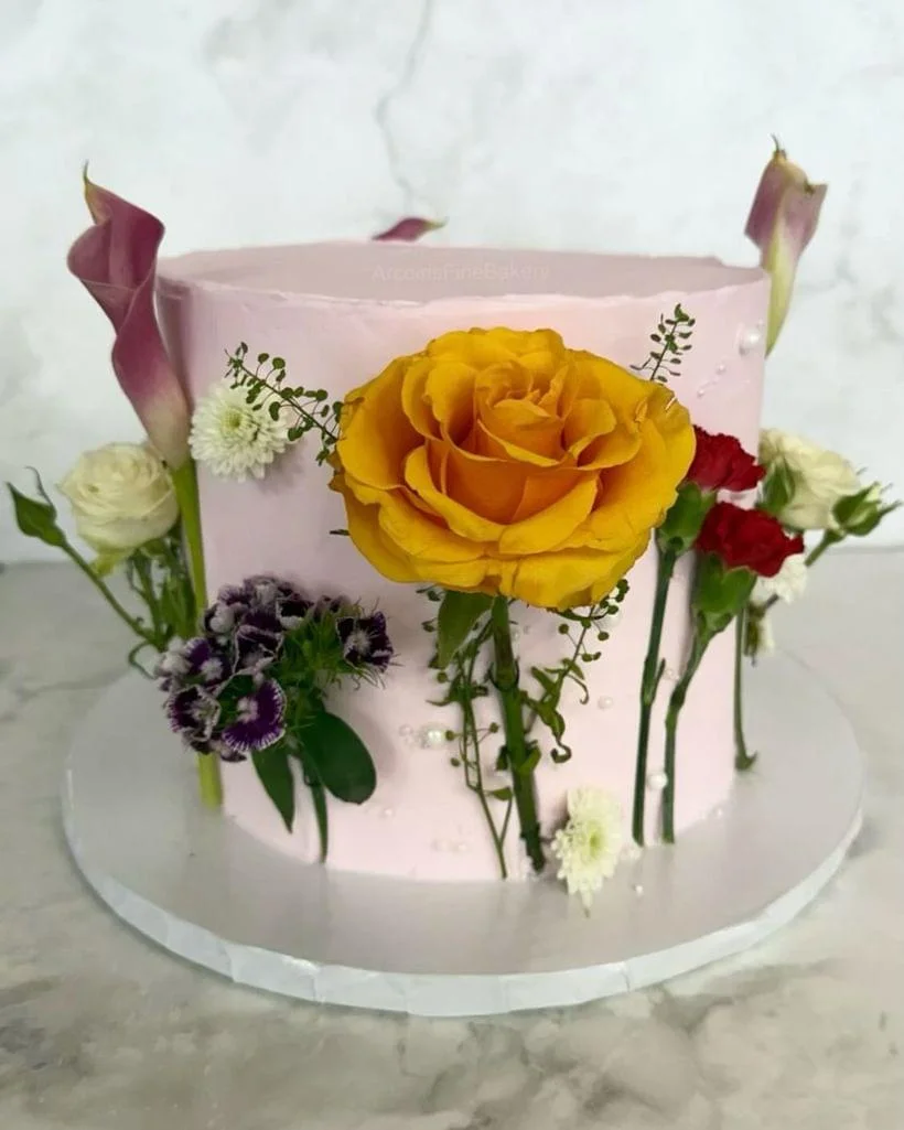 Holidays & Special Occasions cake by Arcoiris