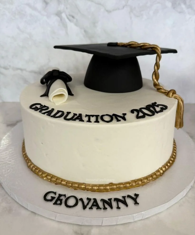 Graduations cake by Arcoiris